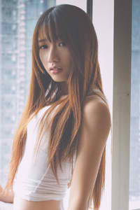 汤唯